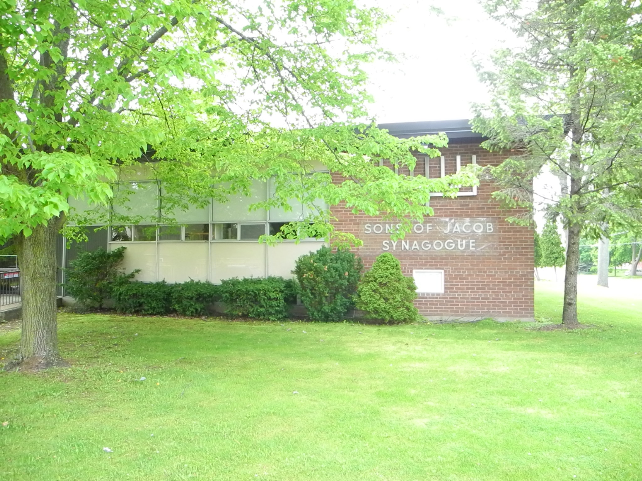 The Sons of Jacob Synagogue is located on Victoria Street in Belleville.